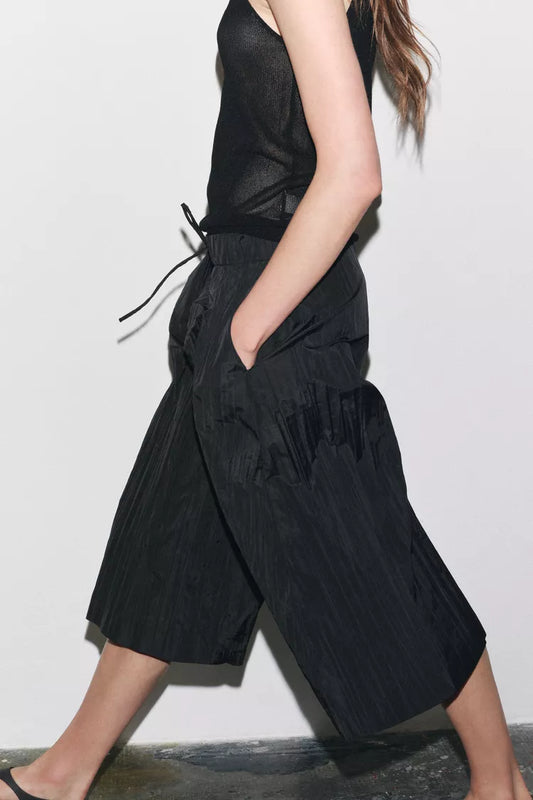 Pleated Bermuda Shorts – ZW Collection