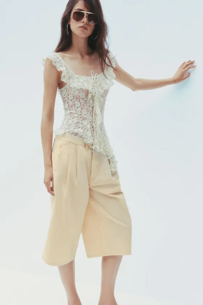 RUFFLED LACE TOP
