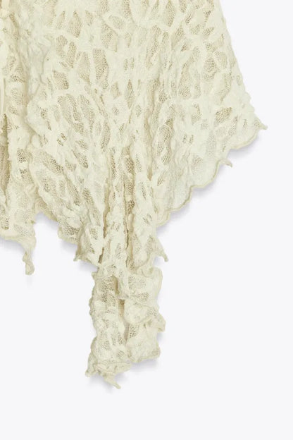 RUFFLED LACE TOP