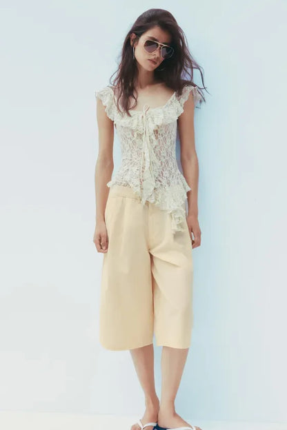RUFFLED LACE TOP