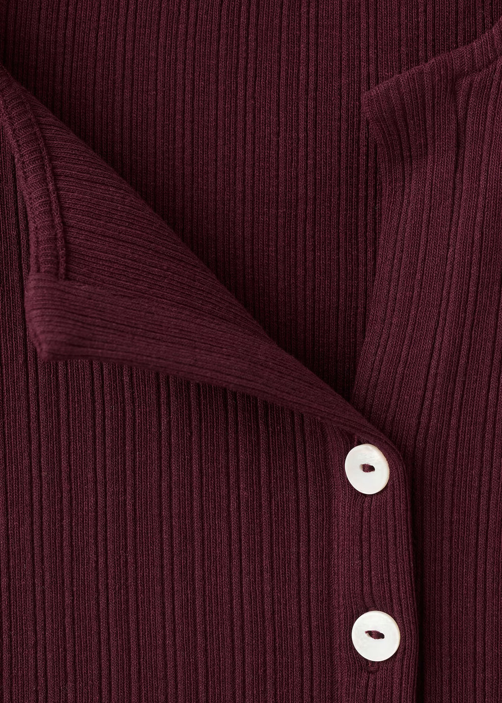 RIBBED T-SHIRT WITH BUTTON DETAILS