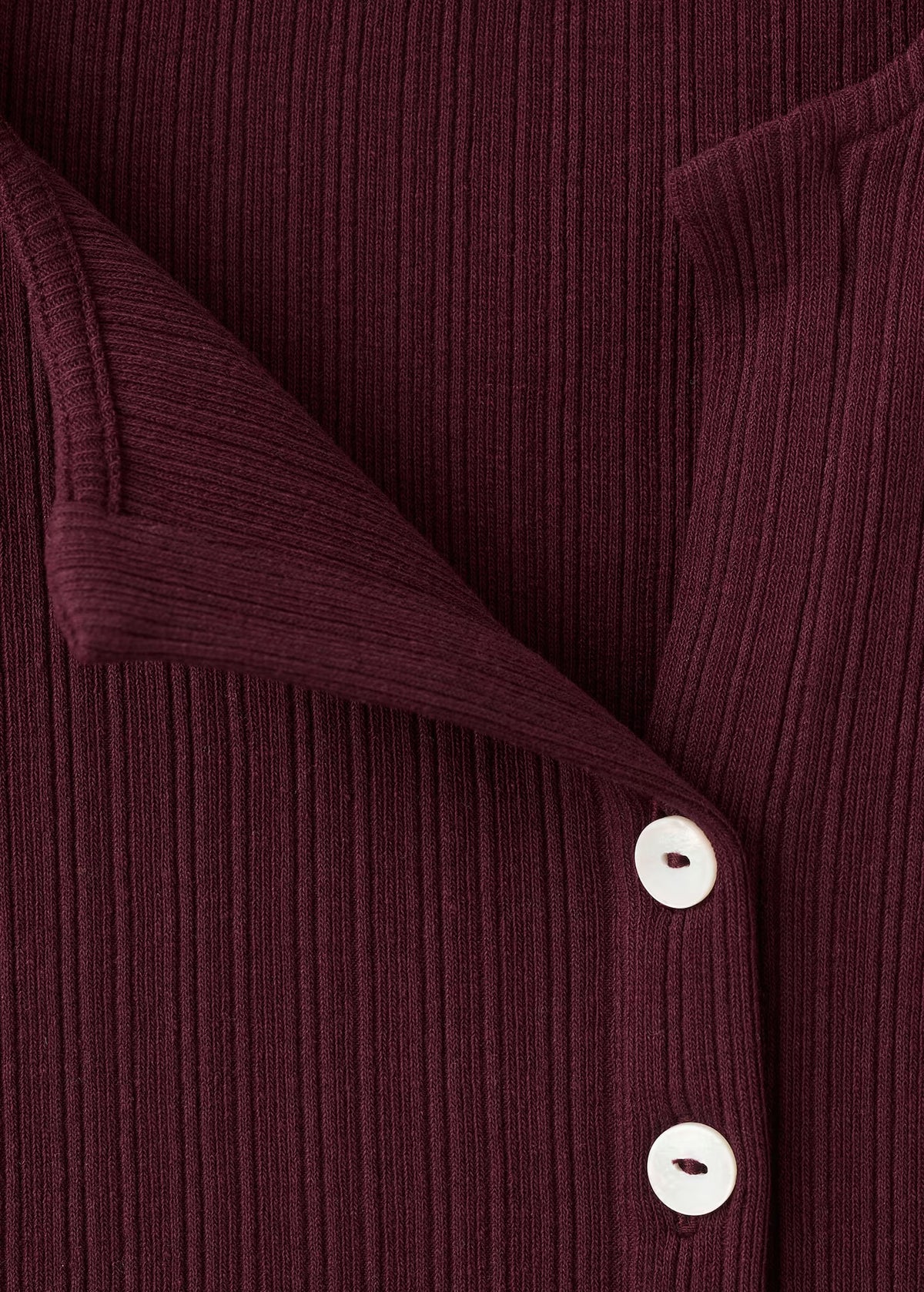 RIBBED T-SHIRT WITH BUTTON DETAILS