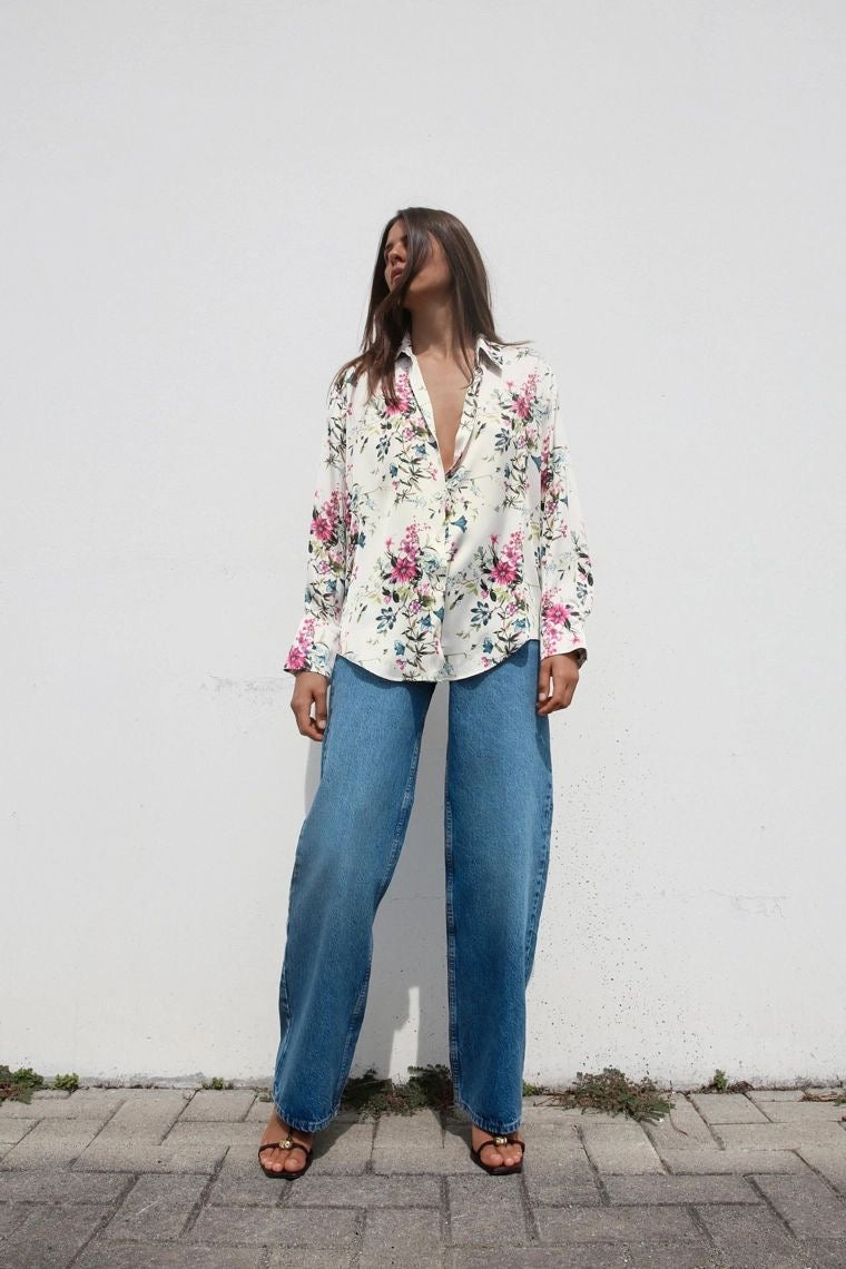 [B8] FLORAL PRINT SATIN SHIRT