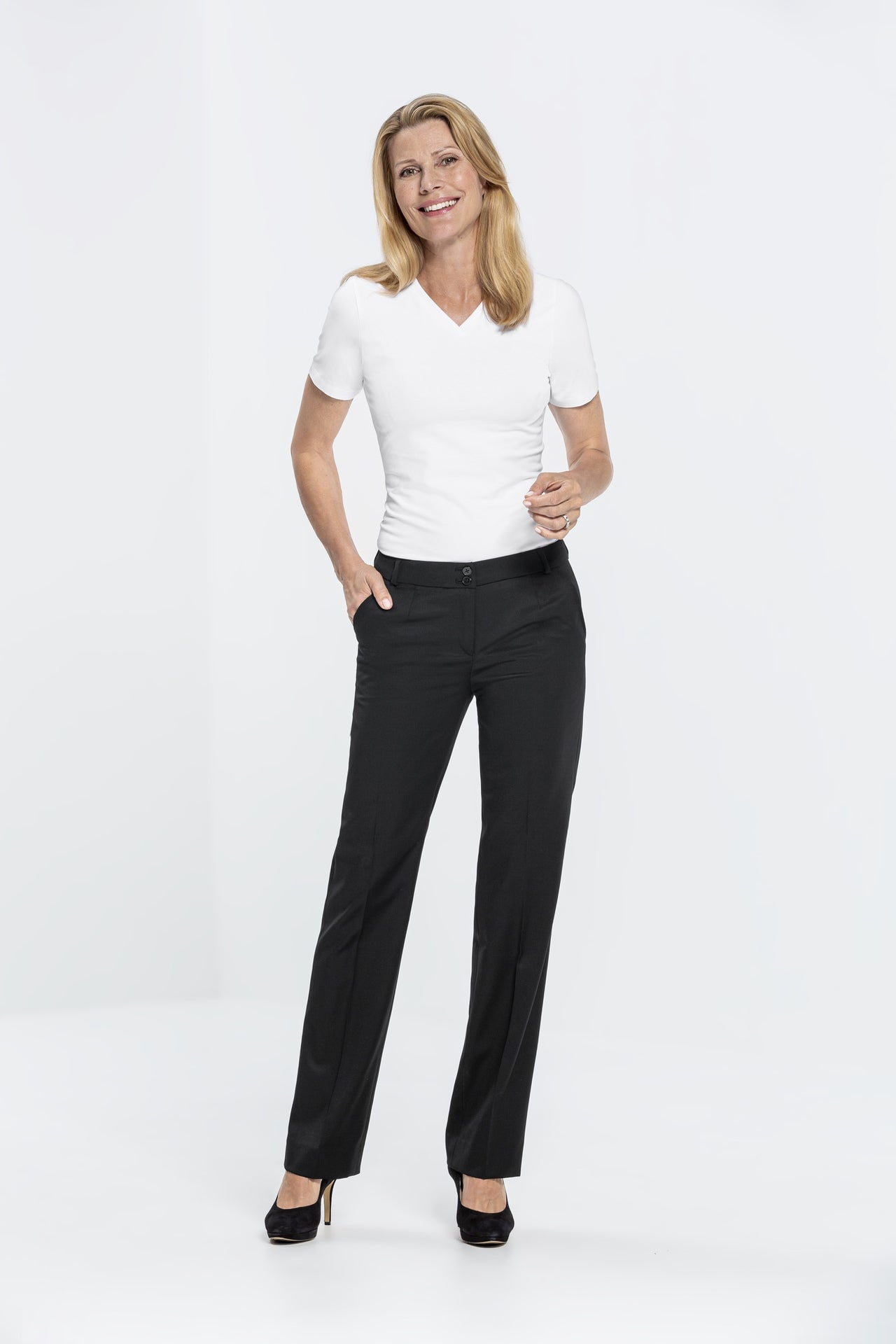 BASIC REGULAR FIT TROUSERS – TIMELESS ESSENTIAL