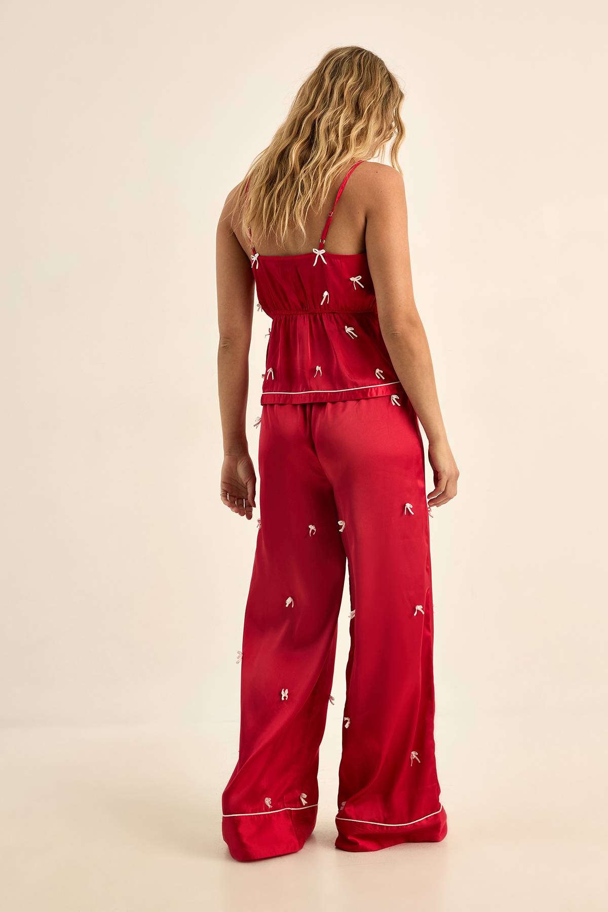 [E1] BOW DETAIL CAMI AND TROUSER PAJAMA SET