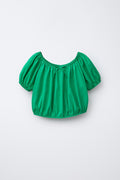 COTTON TOP FEATURING SHORT BALLOON SLEEVES