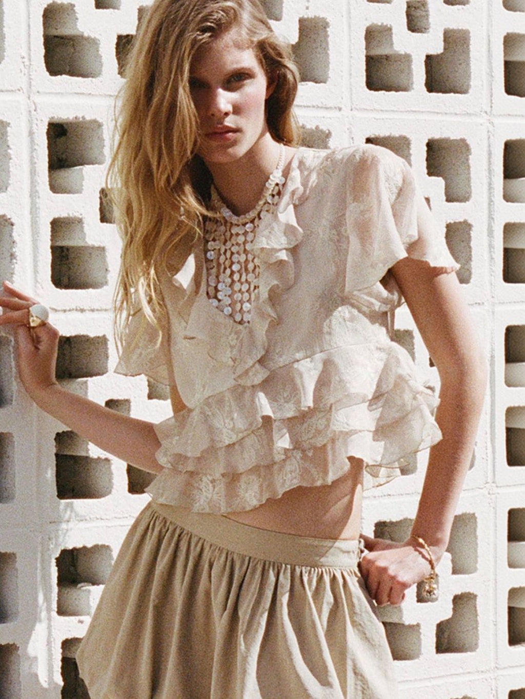 [A3] FLORAL EMBROIDERED FLUTTER SLEEVES RUFFLESTOP