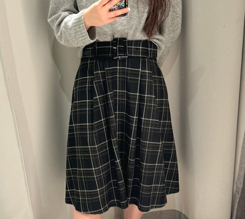 [A4] CHECKERED MIDI SKIRT