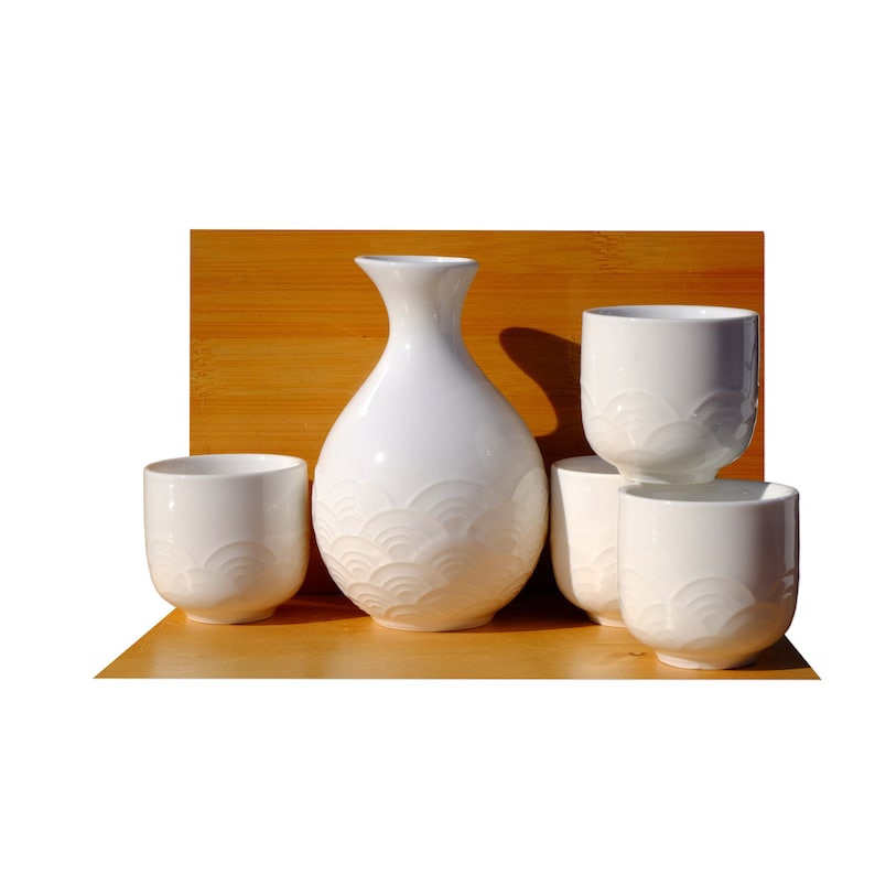 WHITE TEXTURED WAVE SET 4 CUP