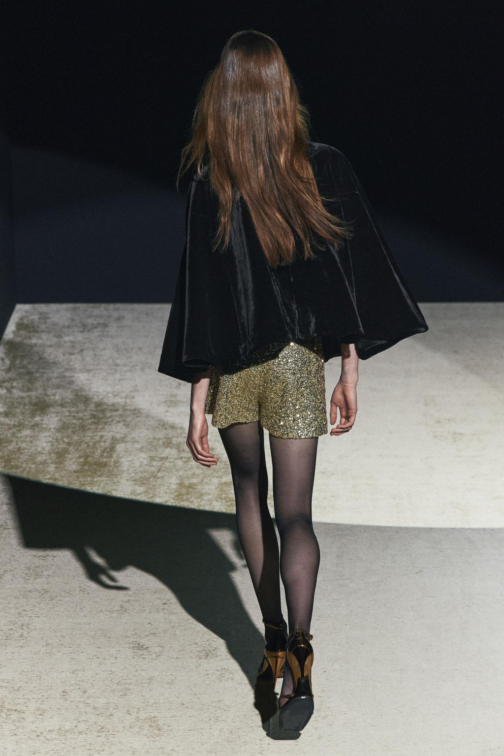 ZW COLLECTION CAPE EN VELOURS