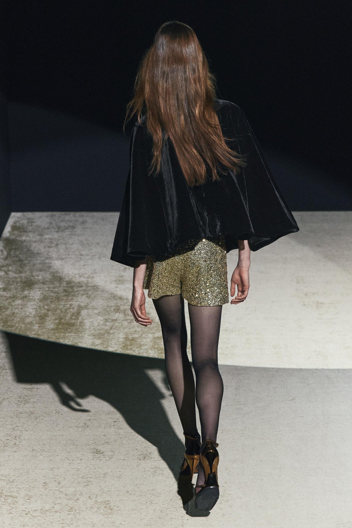 ZW COLLECTION CAPE EN VELOURS