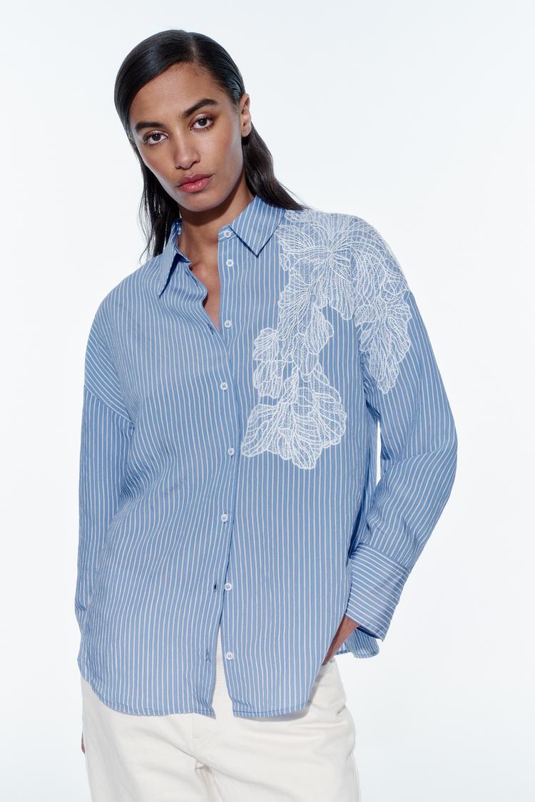 [A2] Striped shirt with floral embroidery