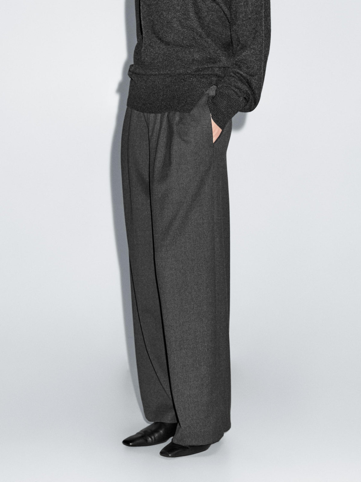 [X5] WOOL BLEND TROUSERS WITH ELASTICATED WAISTBAND
