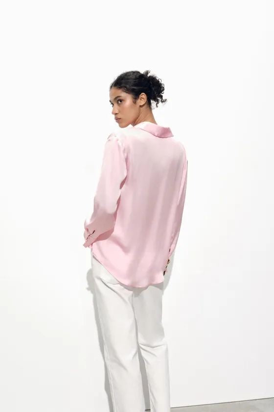 [B8] OVERSIZED SATIN SHIRT
