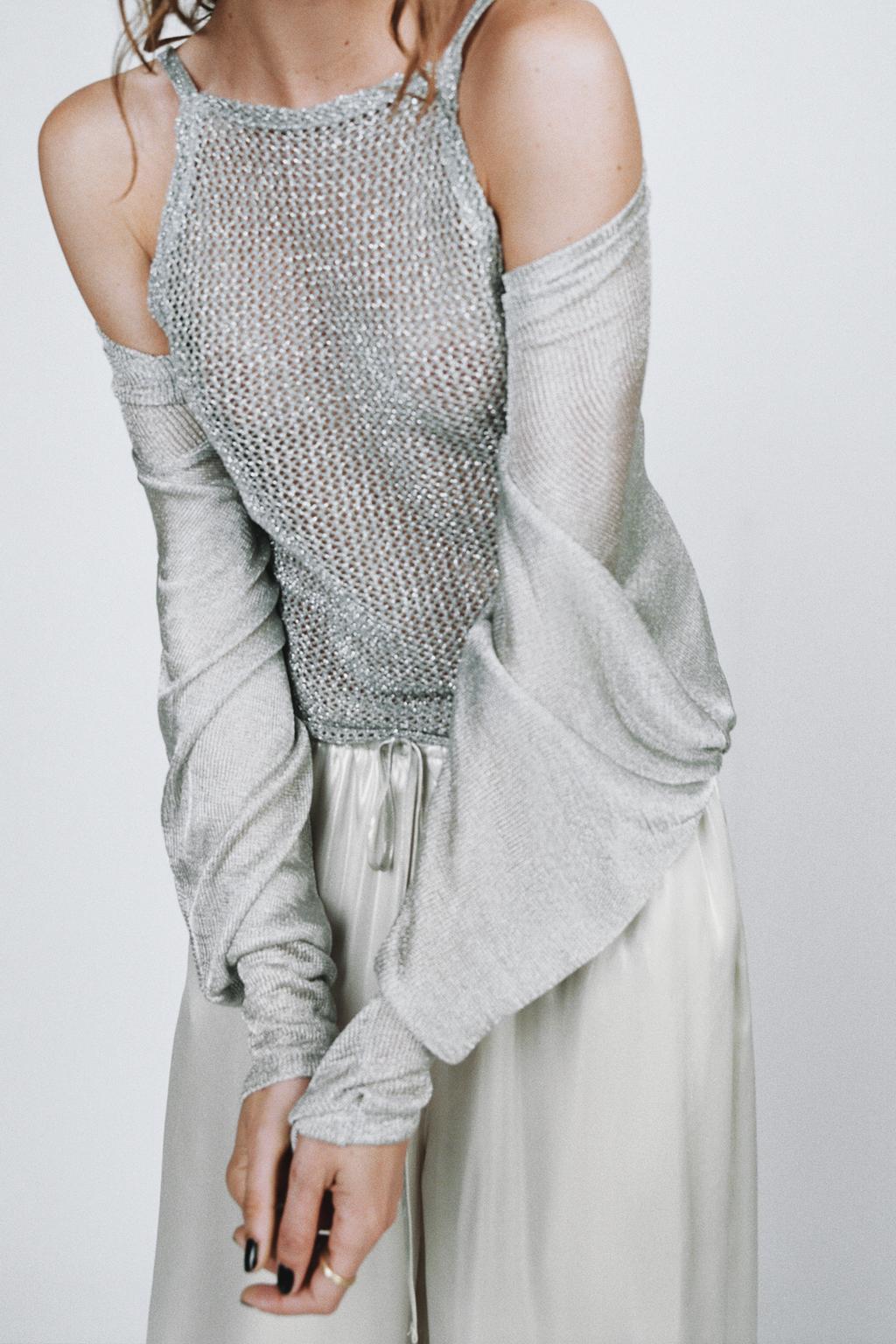 [B7] METALLIC SILVER KNIT MESH TANK TOP