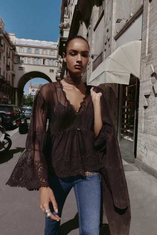 TULLE EMBROIDERED LACE BLOUSE