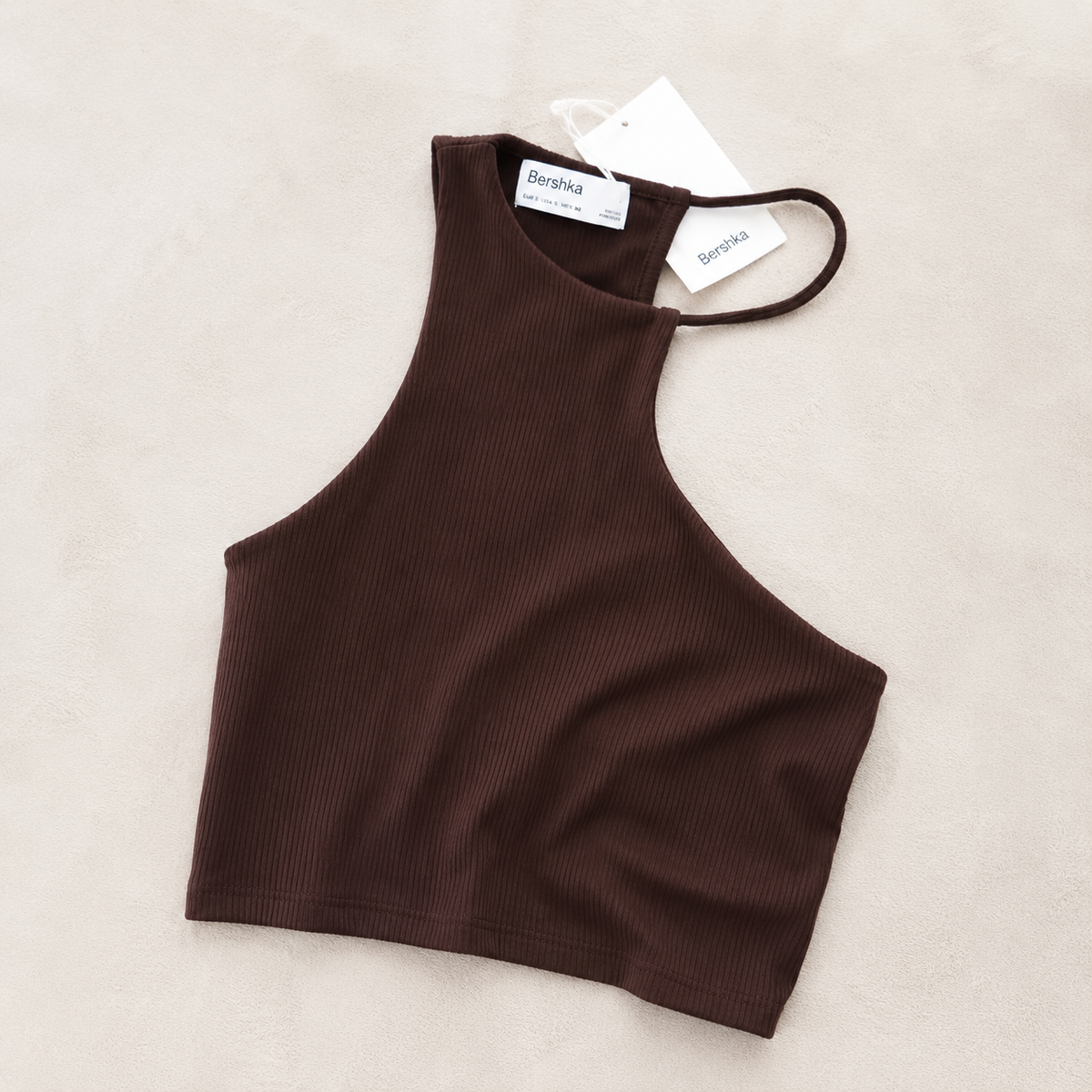 [D2] CUT OUT SHOULDER CROP TOP