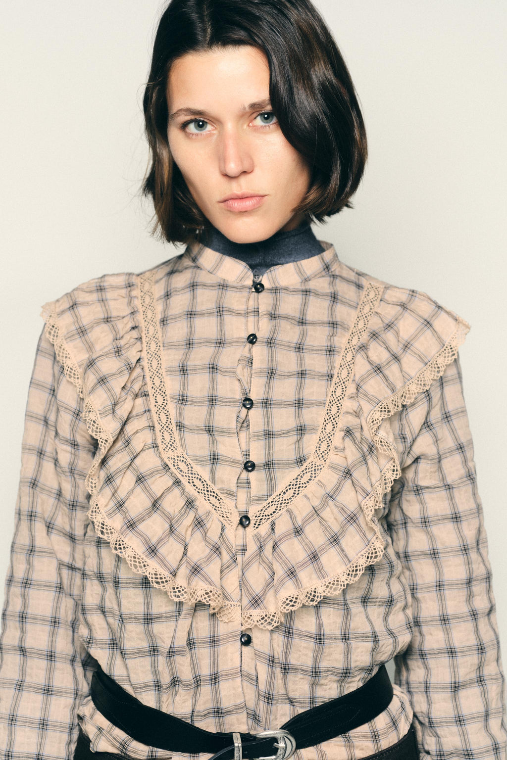 CHECK LACE BLOUSE