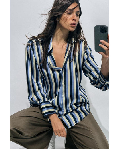 [B5] Striped satin shirt