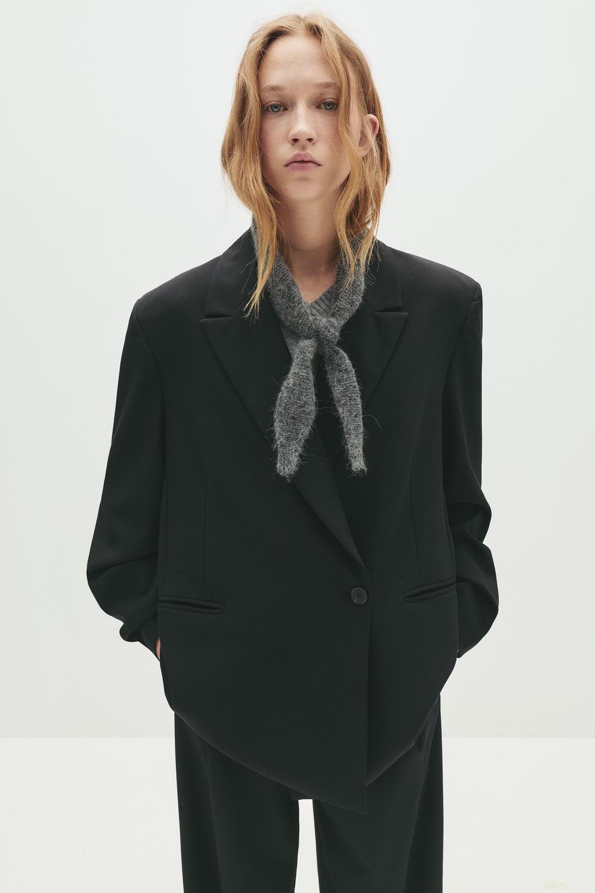 TAILORED BUTTON-UP VEST OVERSIZED