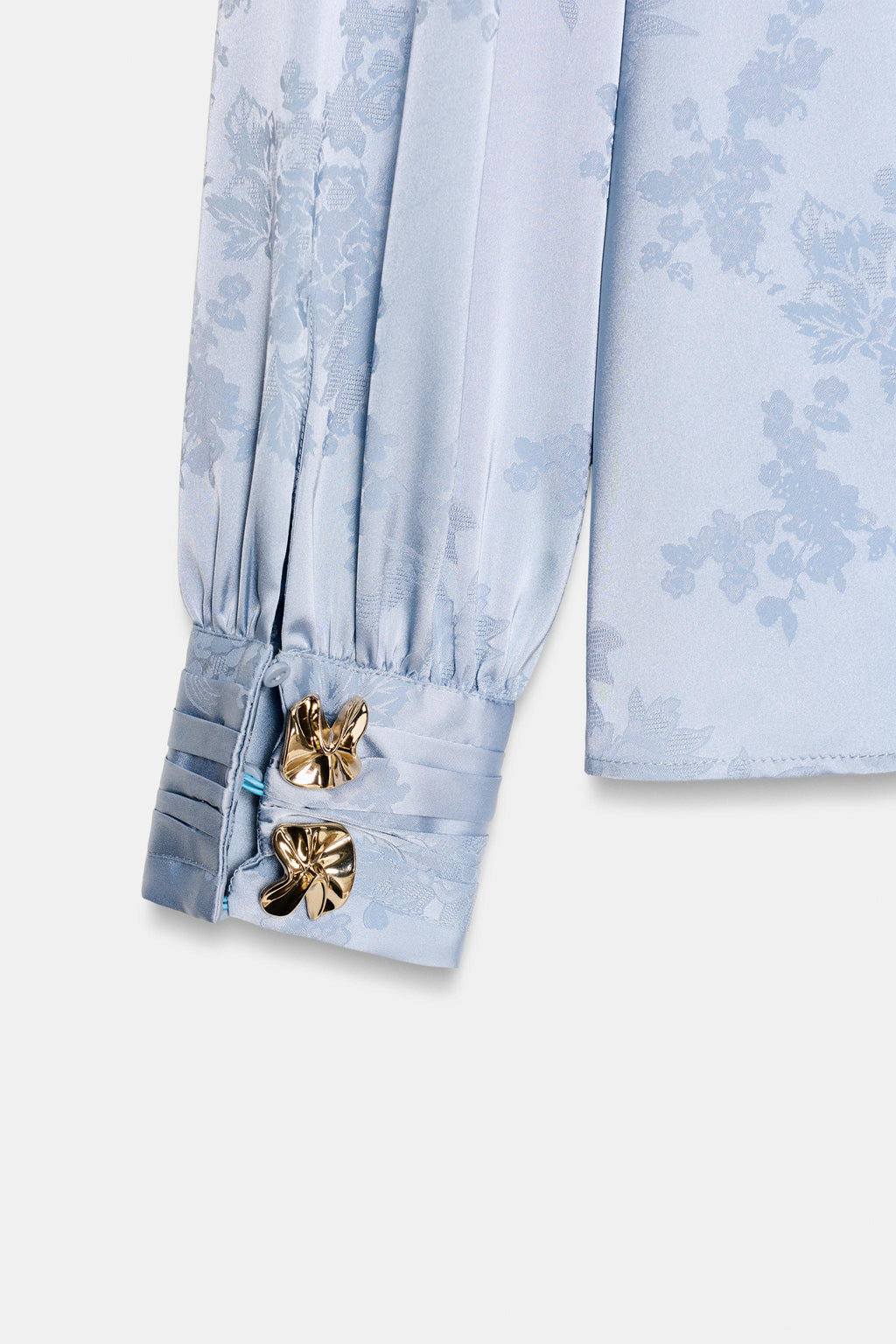 [A2] SATIN-FINISH JACQUARD SHIRT WITH BOW