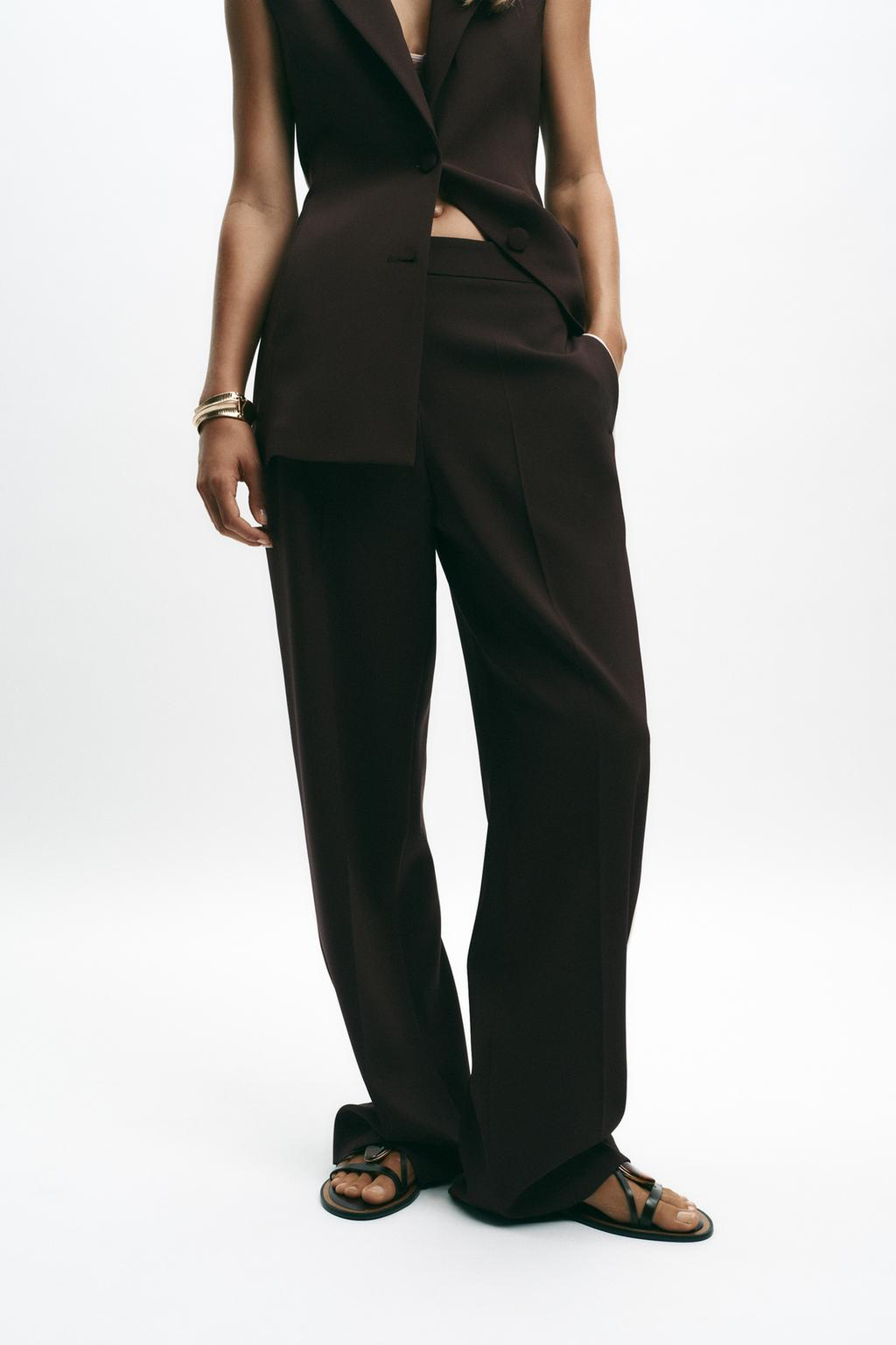 [A9] STRAIGHT-LEG TROUSERS