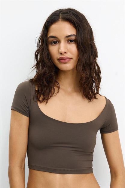 [X2] CROP TOP