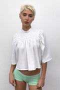 [B7] SMOCKED TOP