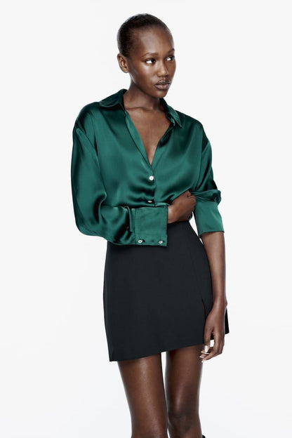 [B9] OVERSIZED SATIN SHIRT