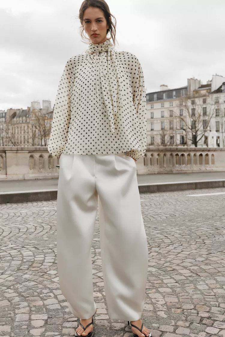 [B3] POLKA DOT BEIGE BLOUSE WITH BOW