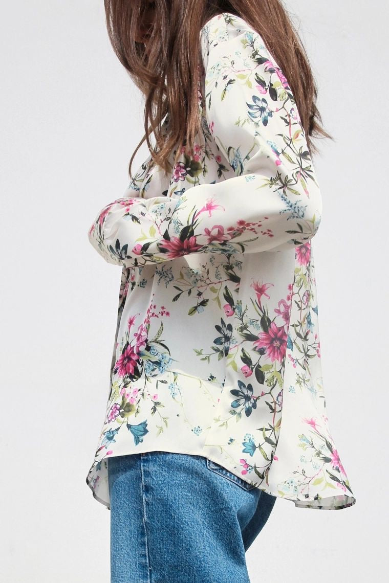 [B8] FLORAL PRINT SATIN SHIRT