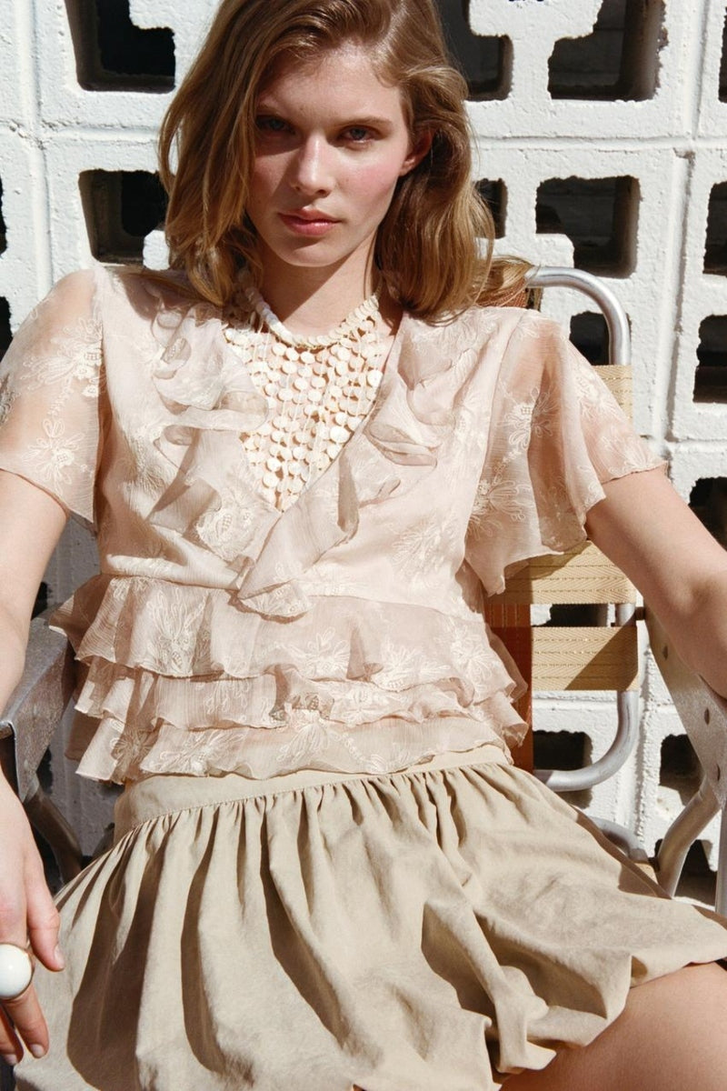 [A3] FLORAL EMBROIDERED FLUTTER SLEEVES RUFFLESTOP