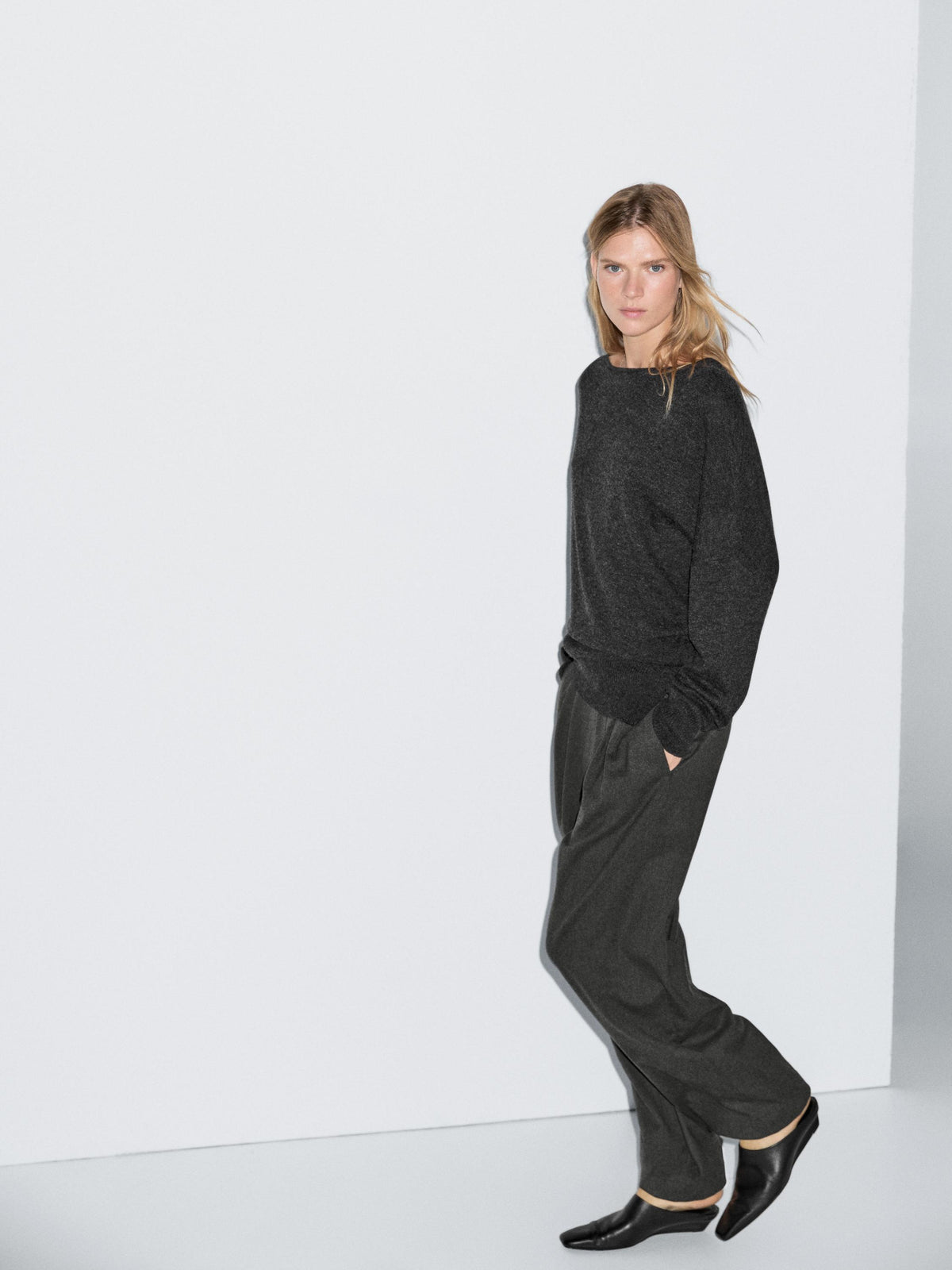 [X5] WOOL BLEND TROUSERS WITH ELASTICATED WAISTBAND