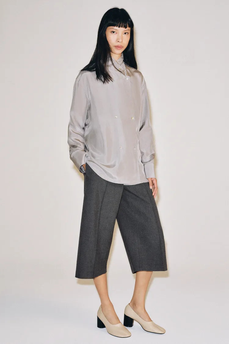 ZW COLLECTION STRAIGHT PLEATED BERMUDA SHORTS