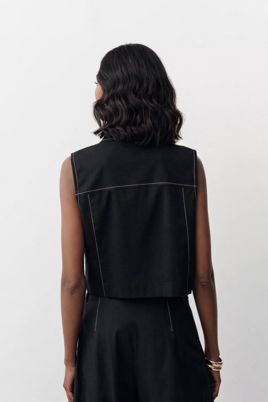 STRAIGHT WAISTCOAT WITH CONTRAST STITCHING