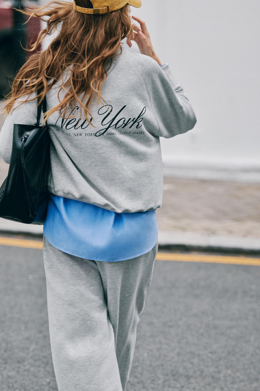 NEW YORK PLUSH SWEATSHIRT