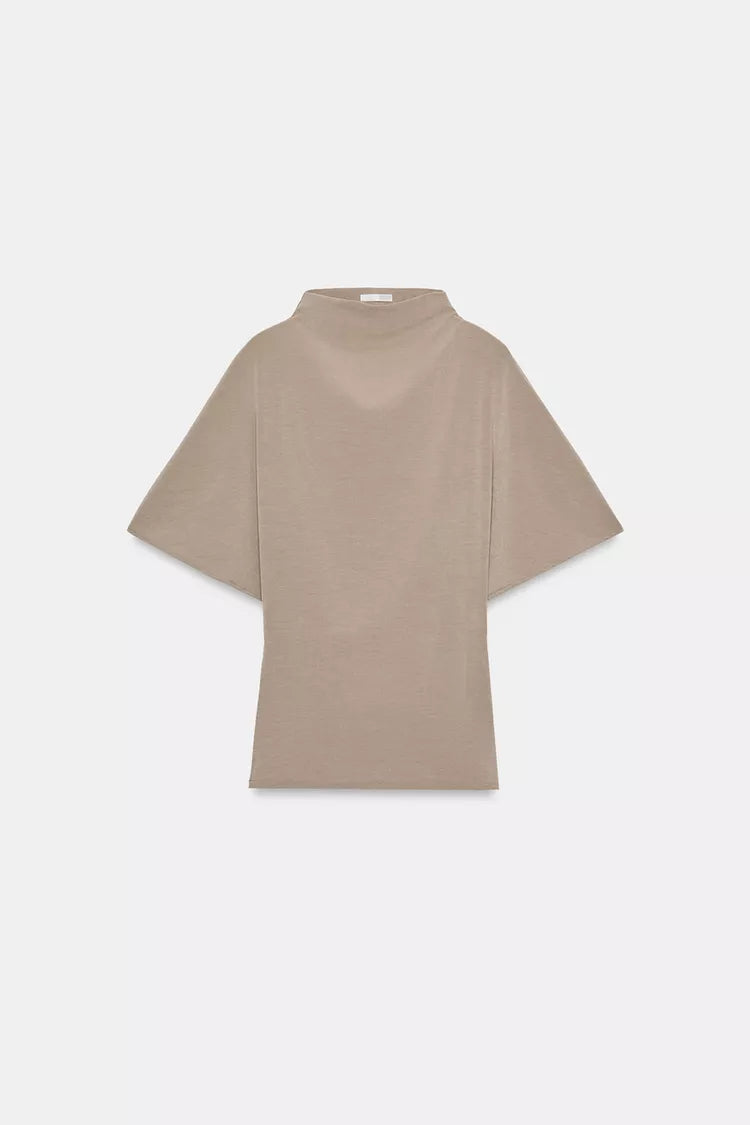 HIGH NECK TOP