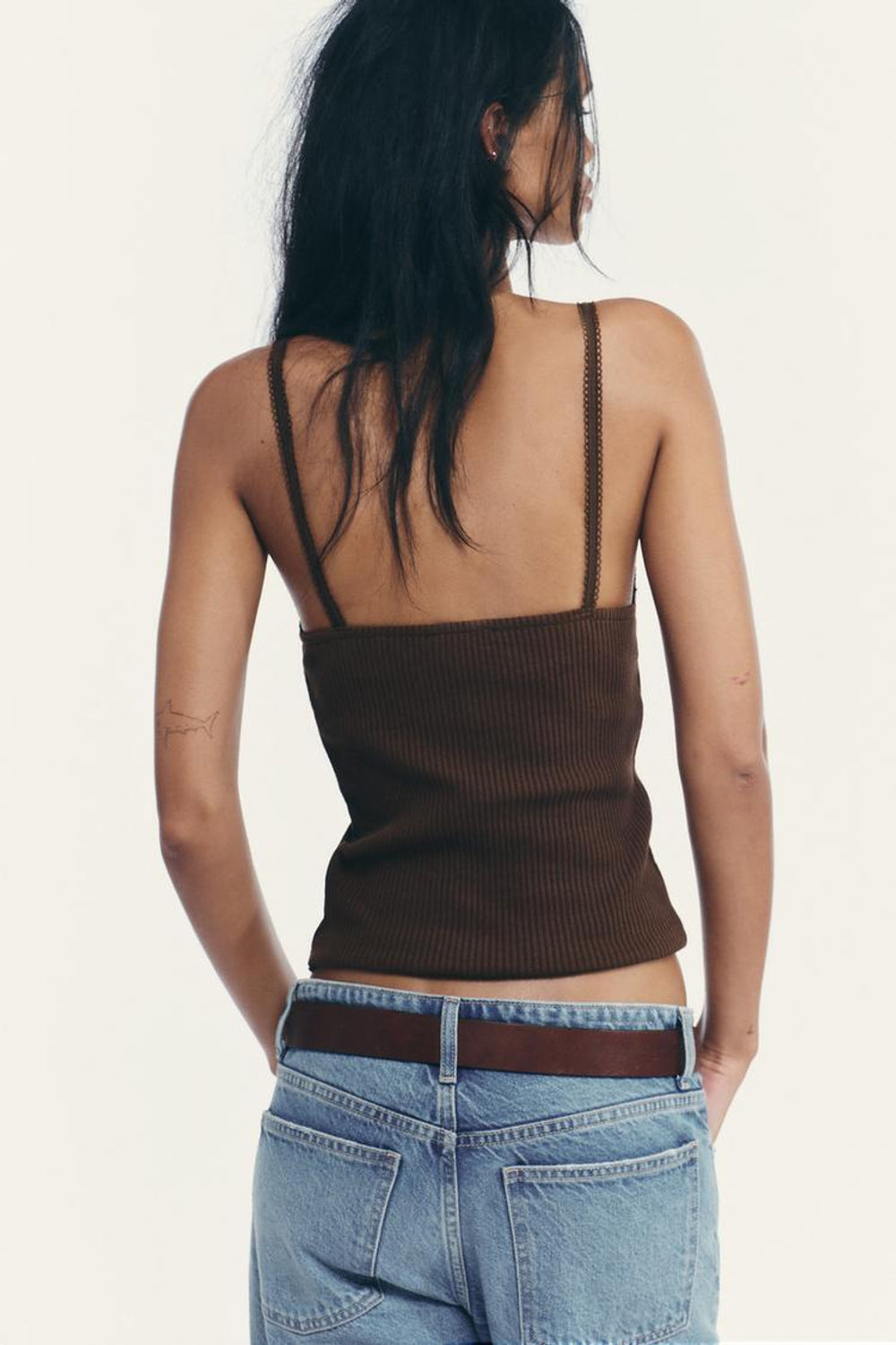 [C1] RIBBED BROWN V-NECK CAMISOLE TOP