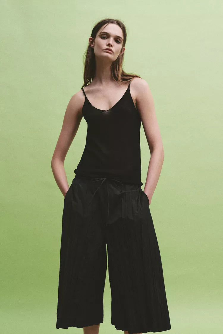 Pleated Bermuda Shorts – ZW Collection