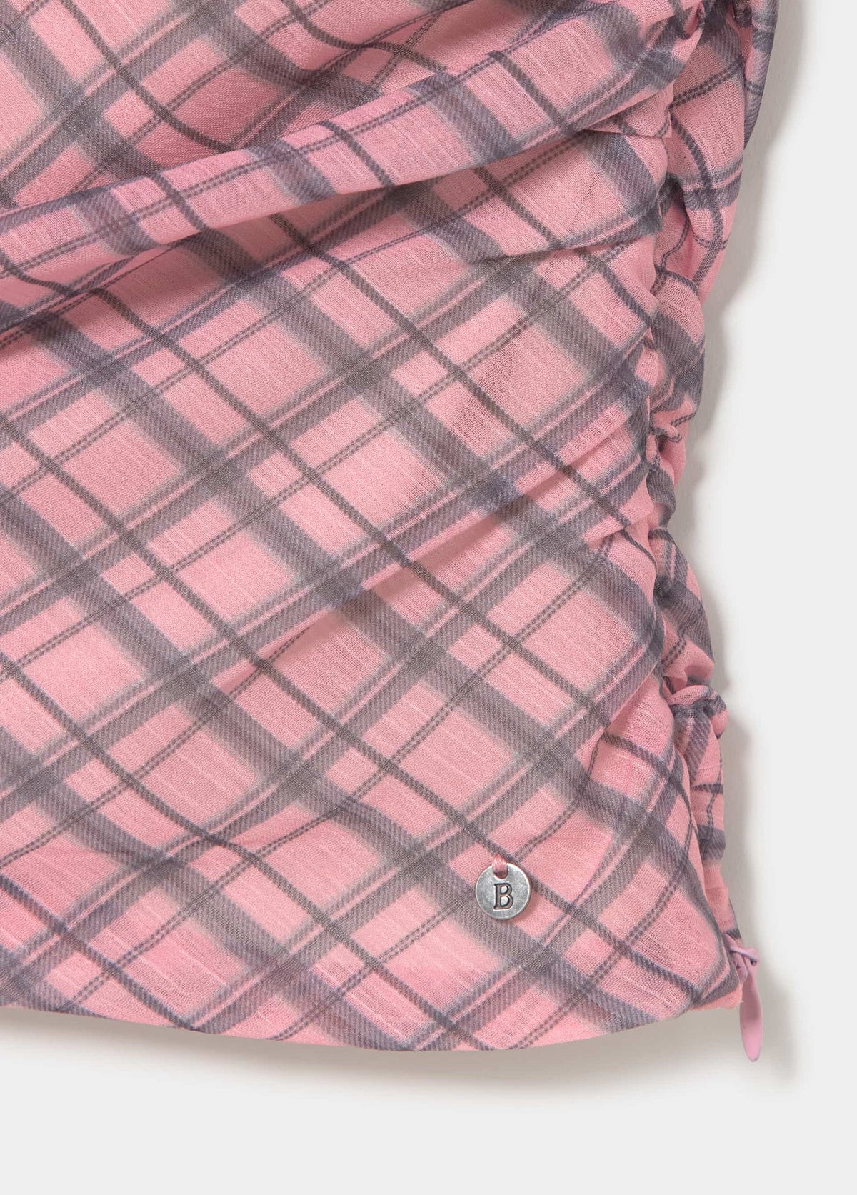 [C1] ASYMMETRICAL PLAID MESH TOP