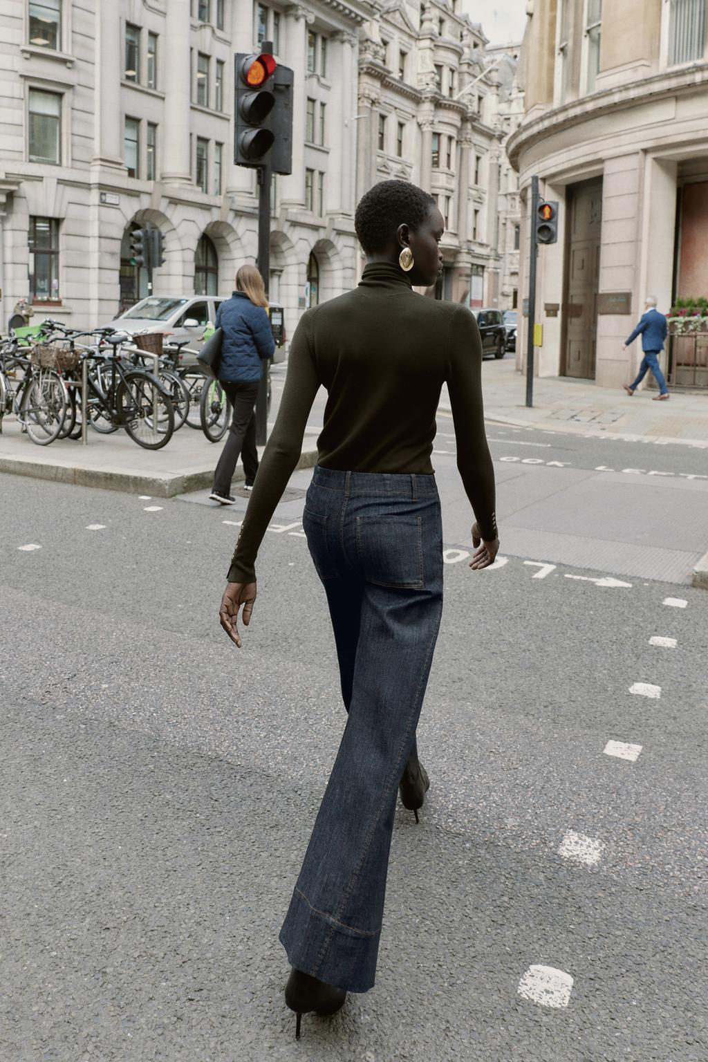 HIGH WAISTED WIDE LEG GLUID TROUSERS