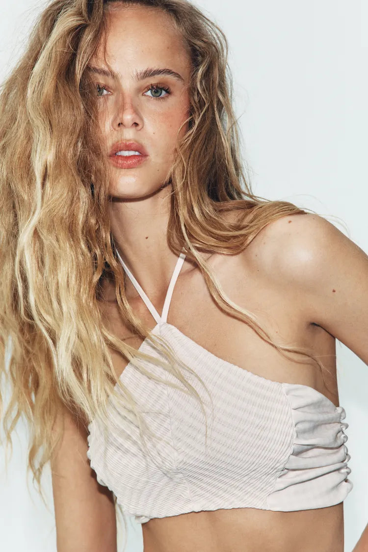 [C1] GINGHAM HALTER CROP TOP