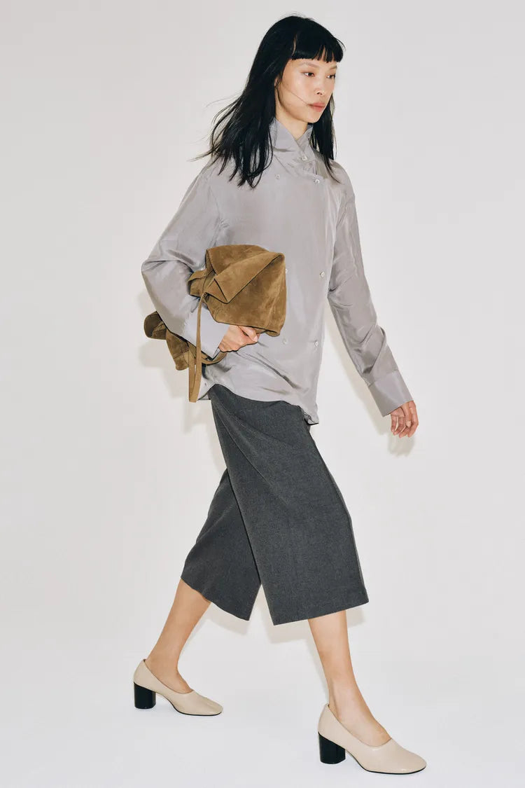 ZW COLLECTION STRAIGHT PLEATED BERMUDA SHORTS