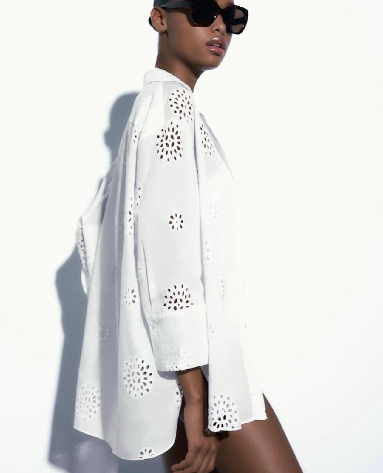 CHEMISE BLANCHE STRUCTURÉE AJOURÉE — EDITION PREMIUM