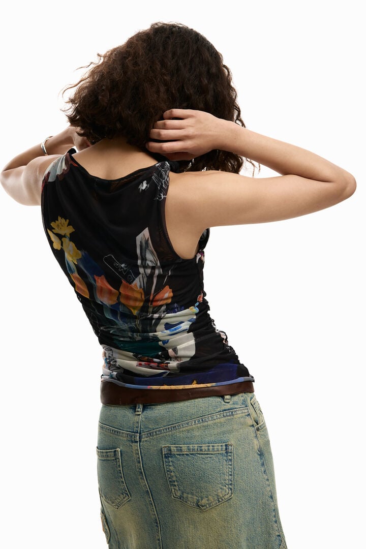 [D1]  T-SHIRT WITH FLOWERS
