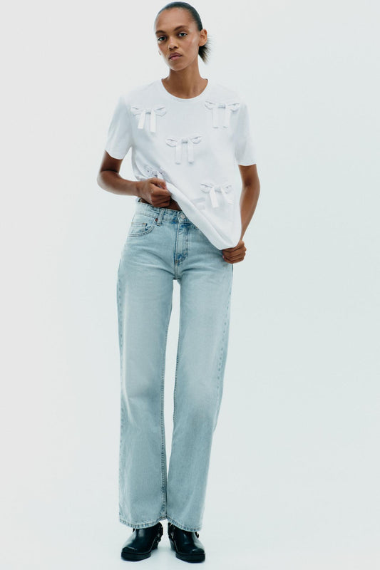 T-SHIRT WITH BOWS