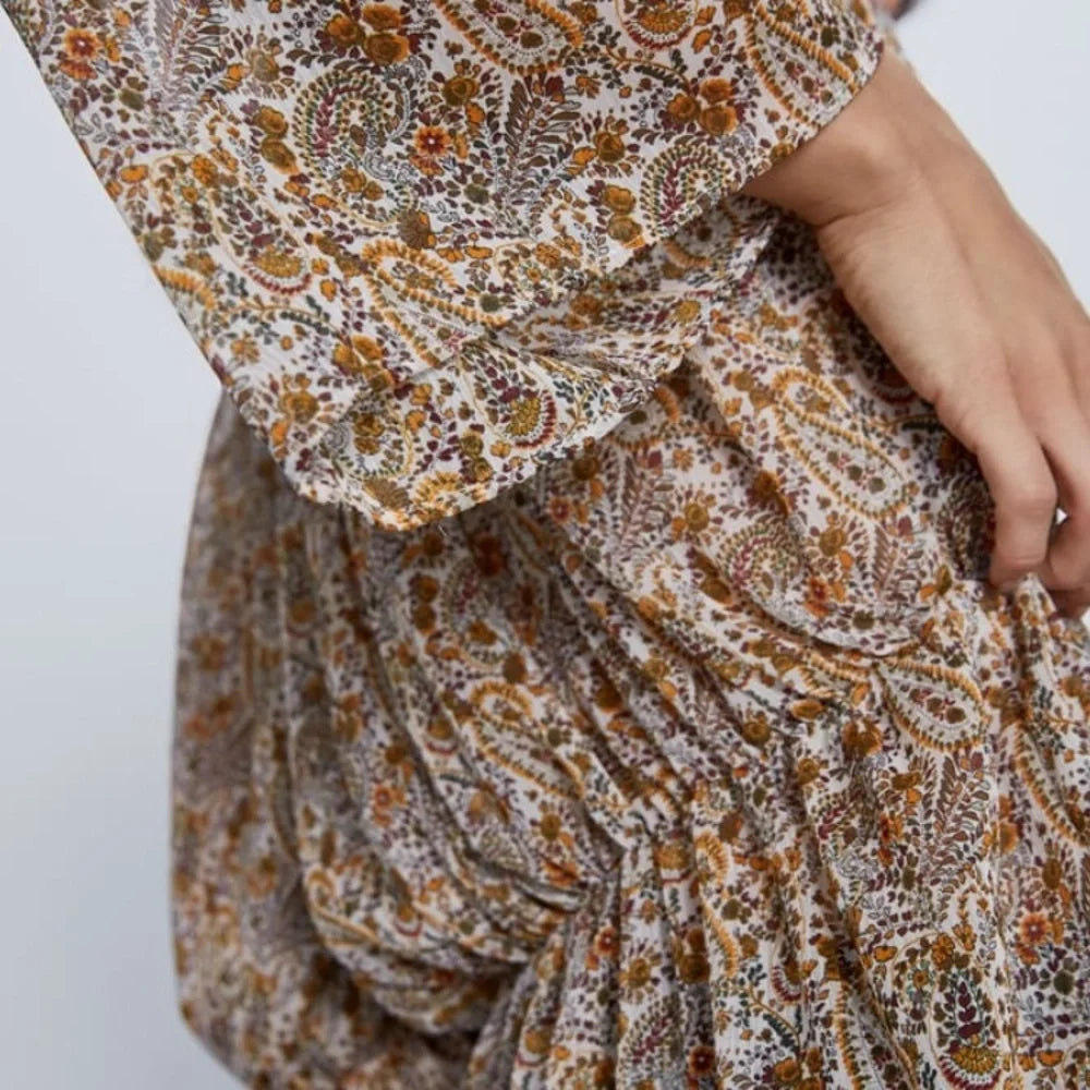 [A4] BLOUSE LONG SLEEVE FLORAL PASLEY