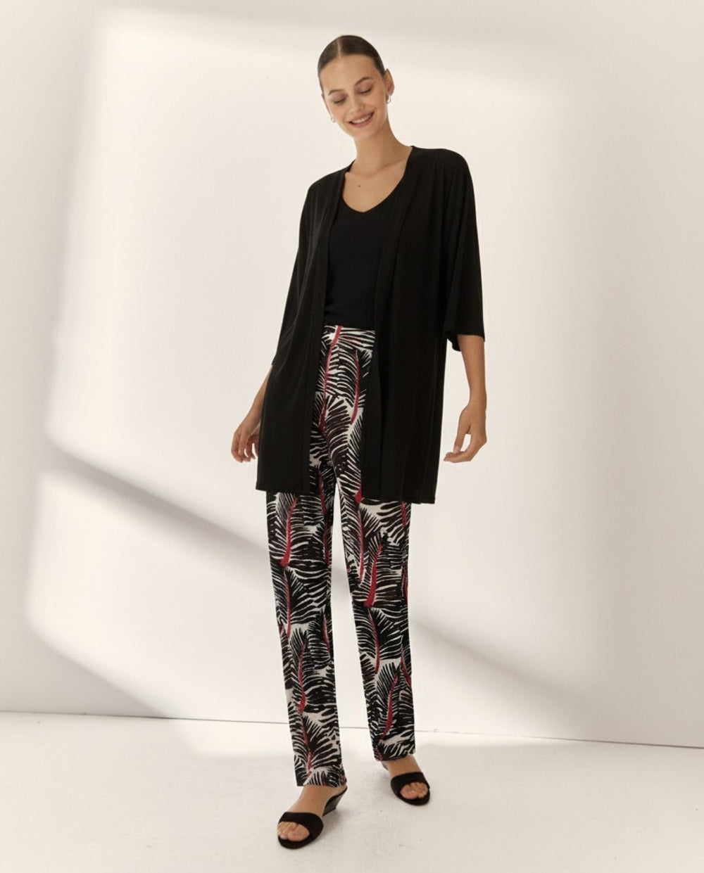 [E5] WOMEN'S PLAIN KNIT JACKET WITH 3/4 SLEEVES