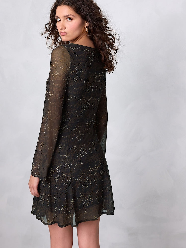 LEOPARD PRINT MINI LONG SLEEVE DRESS