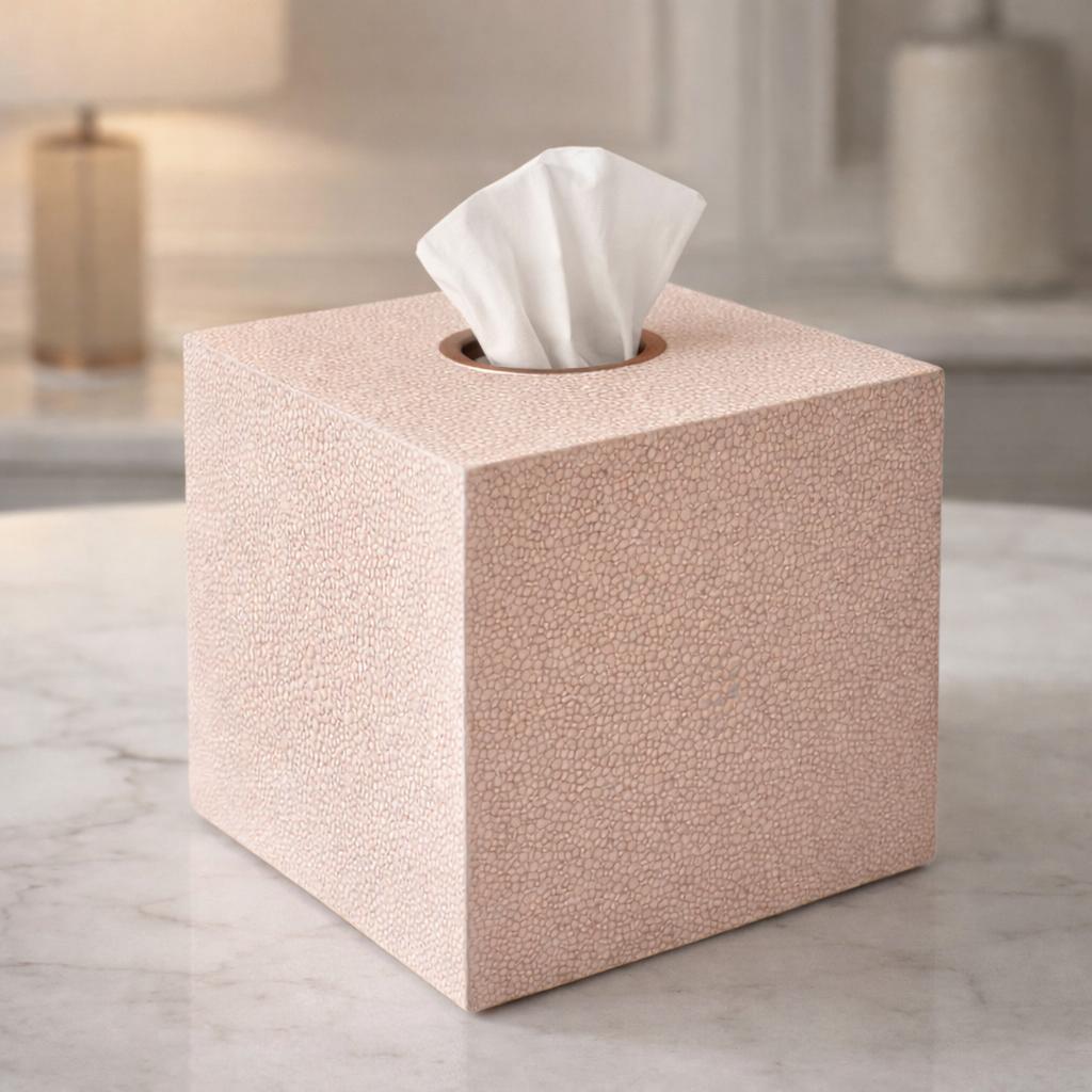 BOÎTE À MOUCHOIRS DÉCORATIVE EN BOIS AVEC FERMETURE MAGNÉTIQUE – 14X14X14 CM